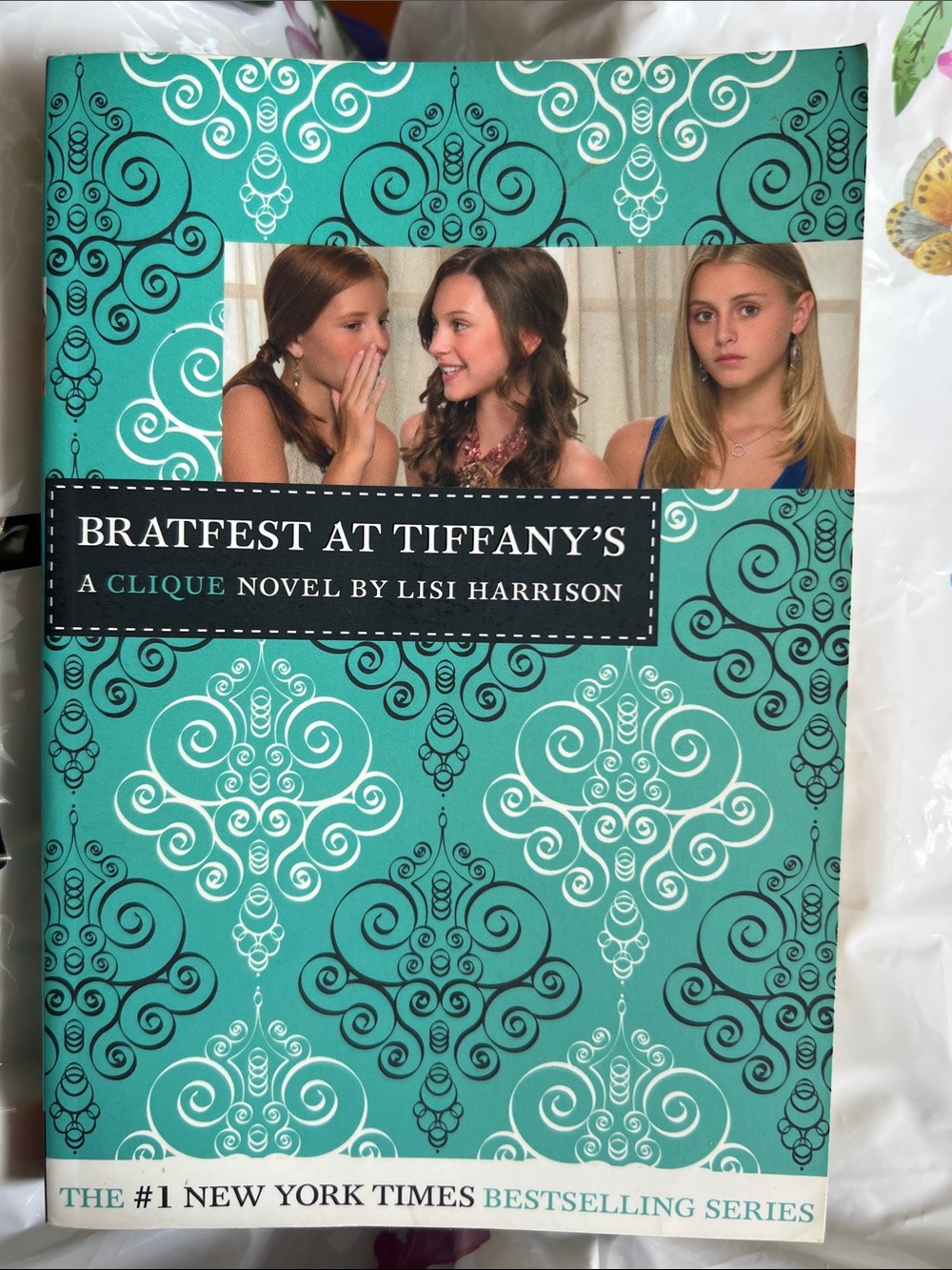 Paperback book “Bratfest at Tiffany's” by Lisi Harrison